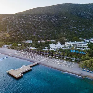 Latanya Park Yalıçiftlik